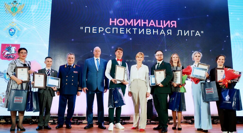Учитель нашей школы Владимир Федорец среди лучших учителей обществознания России!